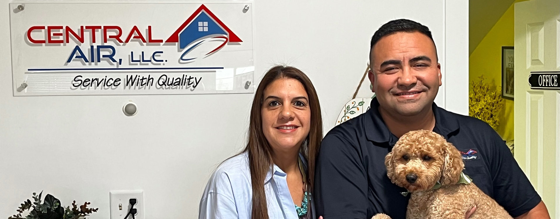 Central-Air-LLC-Yessi-and-Elvys-hero-1920×750 Central Air Yessi and Elvys